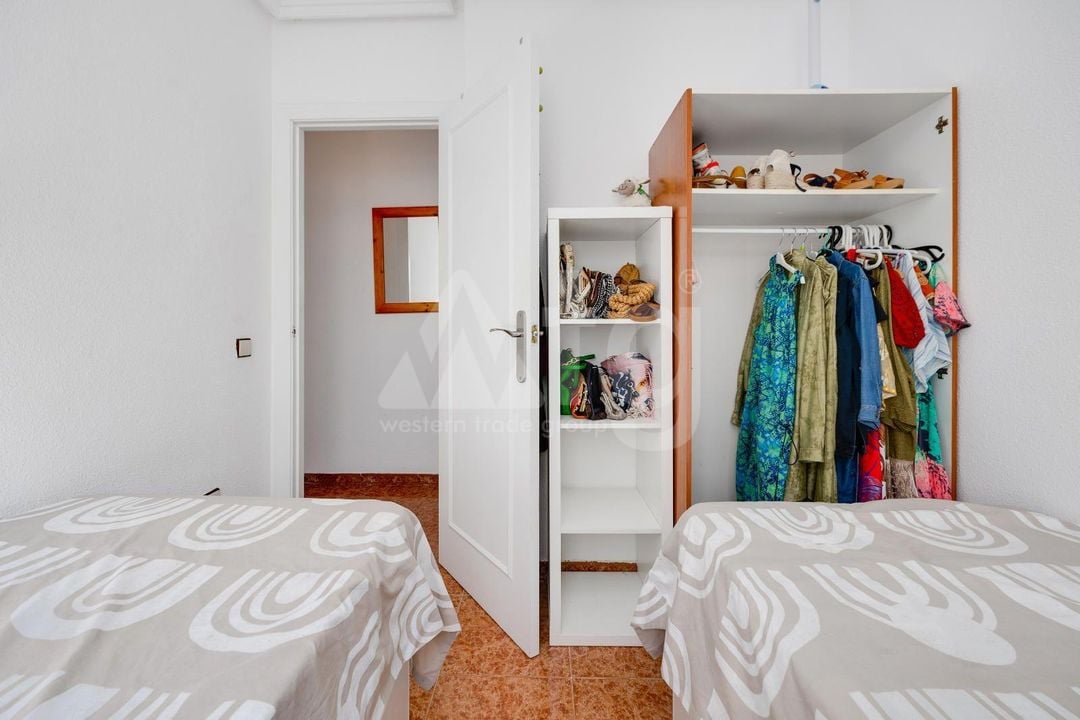 2 bedroom Penthouse in Torrevieja - HRE134636 - Photo - 14
