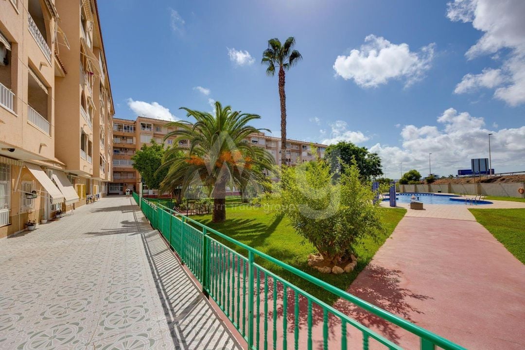2 bedroom Penthouse in Torrevieja - HRE134636 - Photo - 23