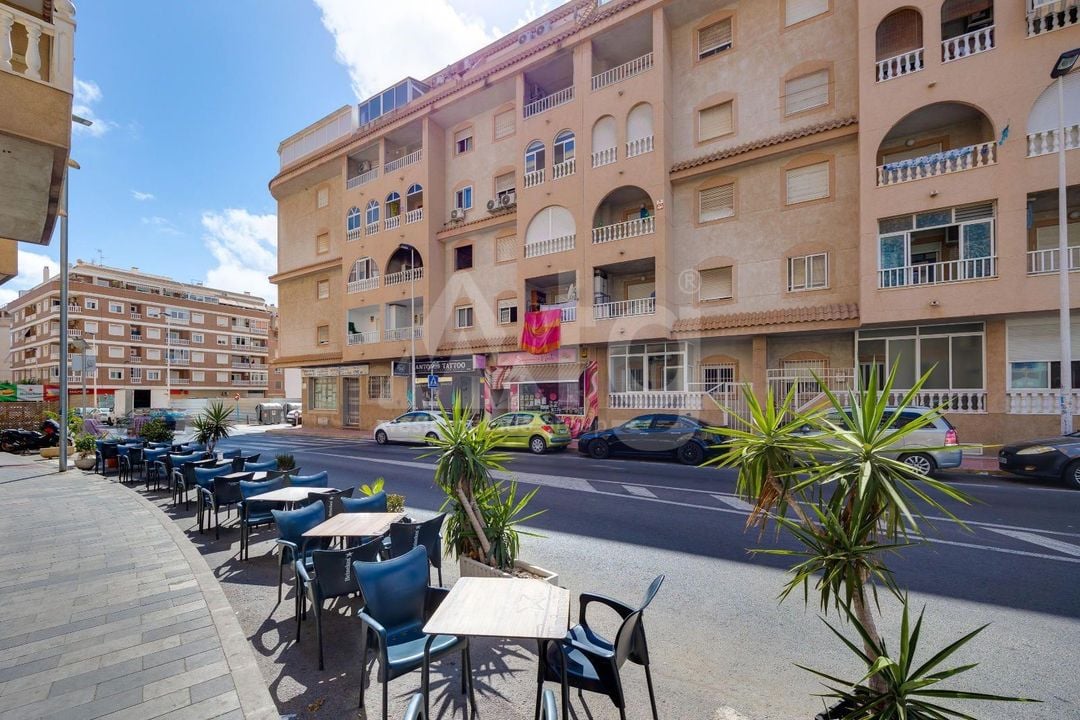 2 bedroom Penthouse in Torrevieja - HRE134636 - Photo - 24