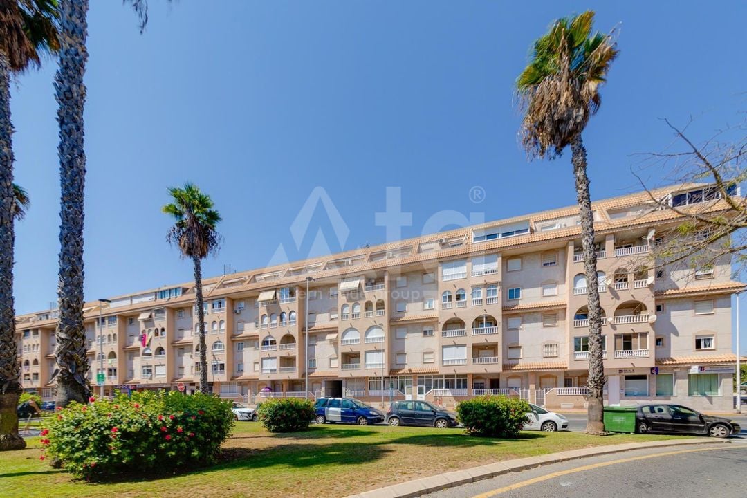 2 bedroom Penthouse in Torrevieja - HRE134636 - Photo - 25