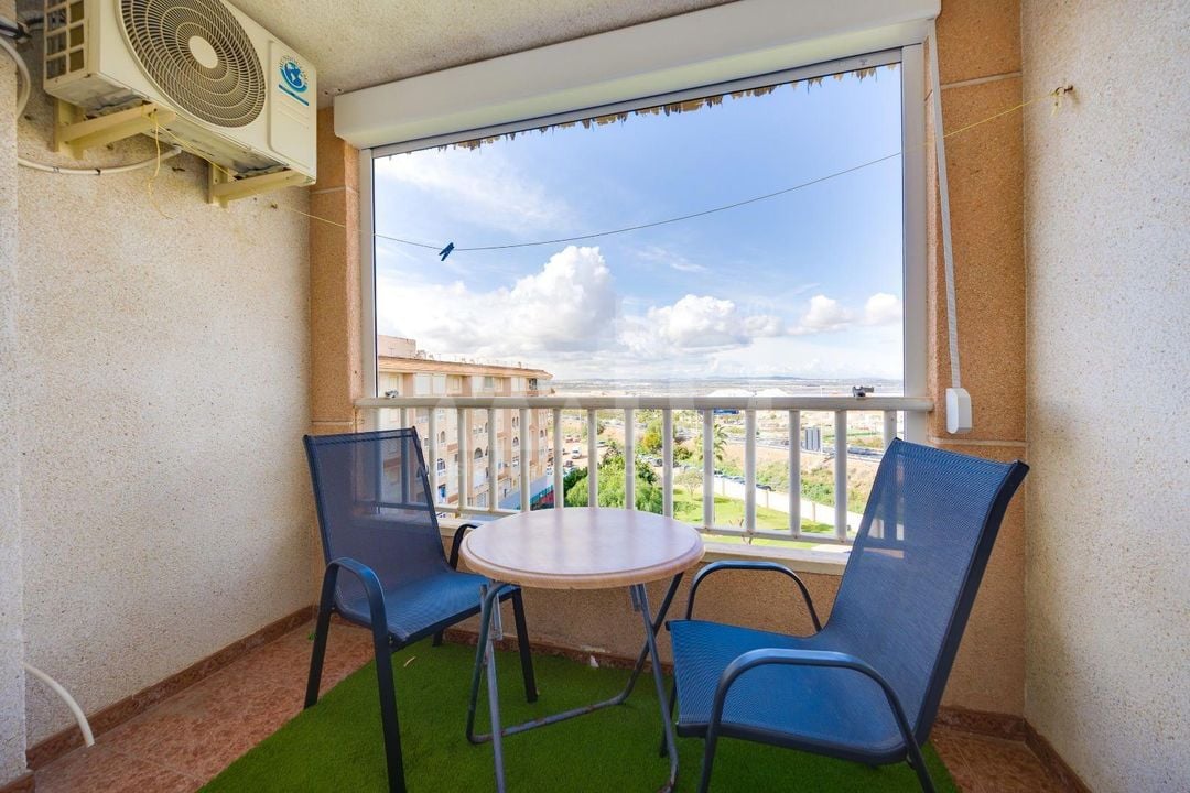 2 bedroom Penthouse in Torrevieja - HRE134637 - Photo - 18