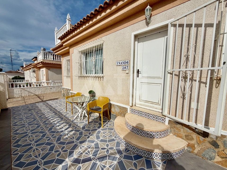 2 bedroom Townhouse in San Miguel de Salinas - HRE134648 - Photo - 4