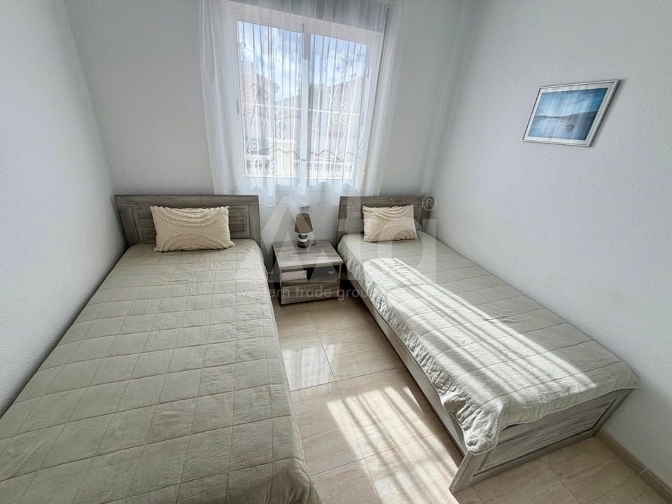 2 bedroom Townhouse in San Miguel de Salinas - HRE134648 - Photo - 13