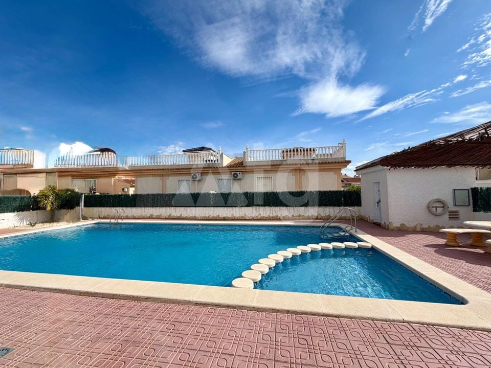 2 bedroom Townhouse in San Miguel de Salinas - HRE134648 - Photo - 1