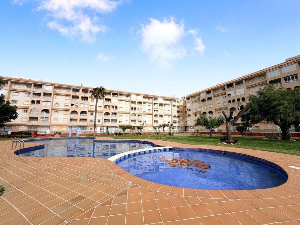 2 bedroom Penthouse in Torrevieja - CSH134724 - Photo - 1