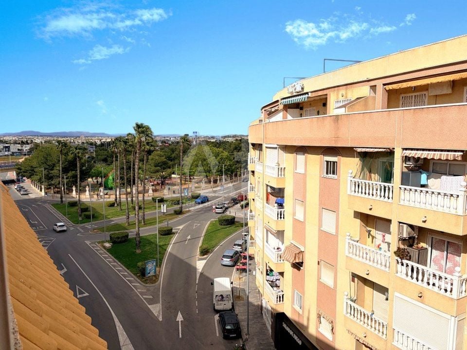 2 bedroom Penthouse in Torrevieja - CSH134724 - Photo - 17