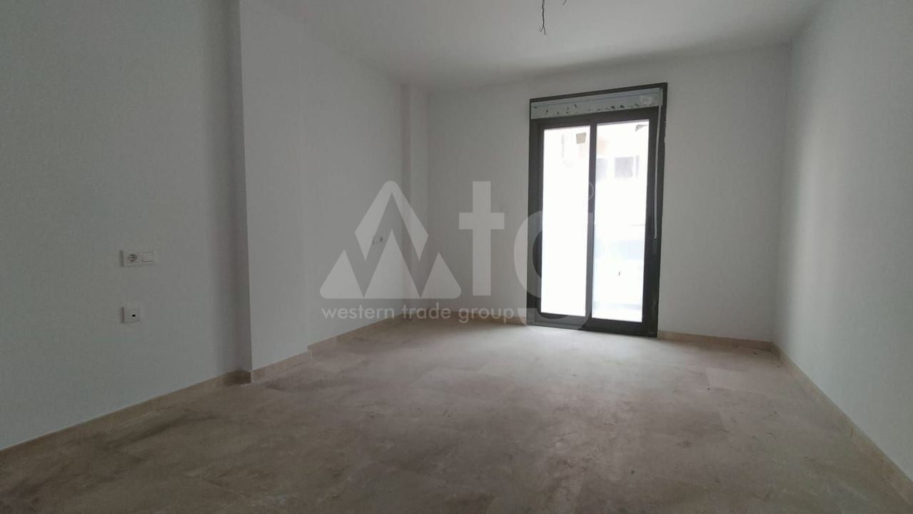 4 bedroom Apartment in Torrevieja - PPS134831 - Photo - 4