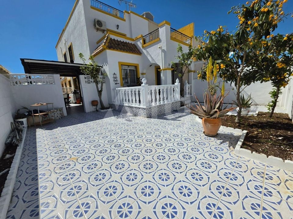 Townhouse de 3 chambres à Torrevieja - VEC135183 - Photo - 1