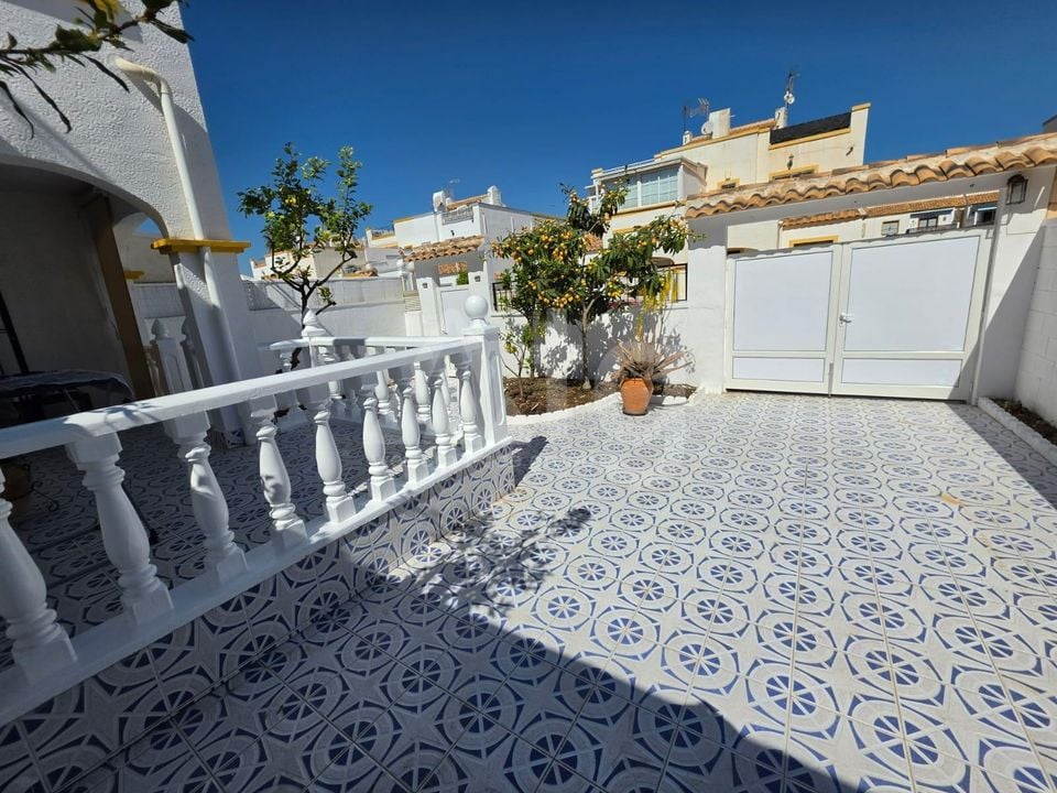 Townhouse de 3 chambres à Torrevieja - VEC135183 - Photo - 4