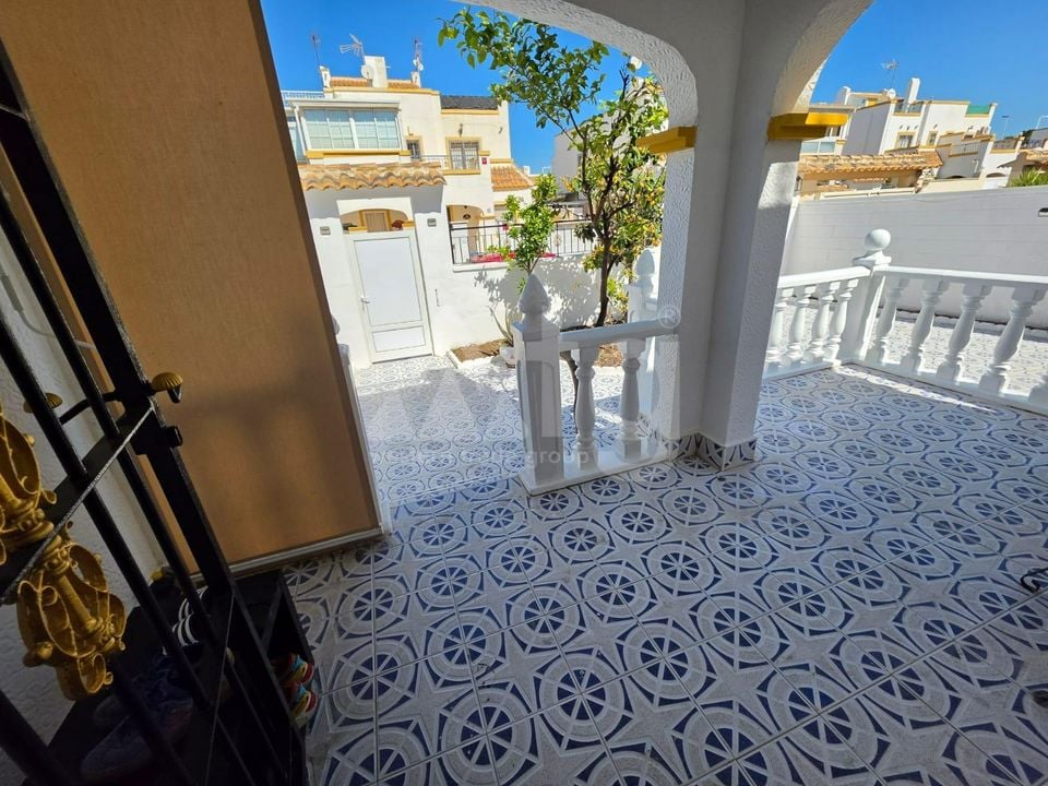 Townhouse de 3 chambres à Torrevieja - VEC135183 - Photo - 2