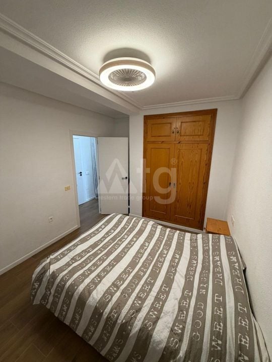 2 bedroom Apartment in Punta Prima - HRE135385 - Photo - 10