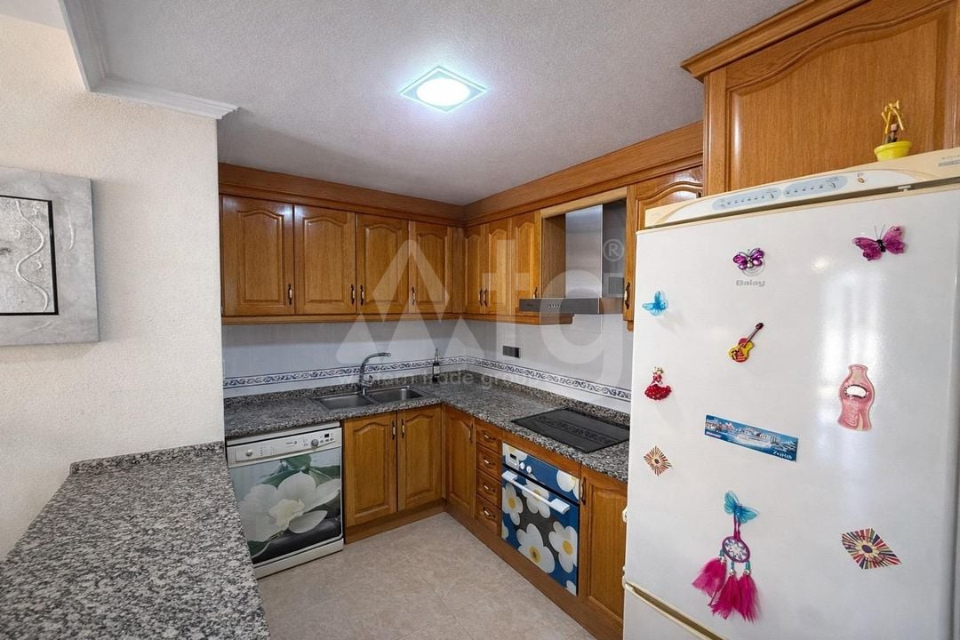 2 bedroom Penthouse in Torrevieja - GVS135428 - Photo - 3