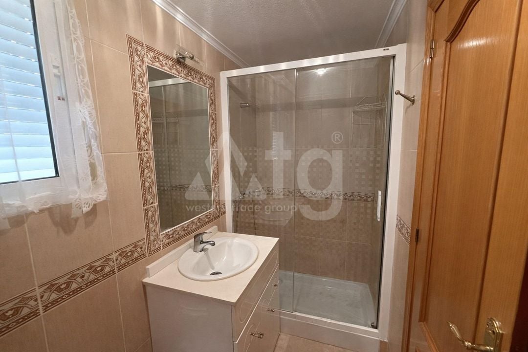 2 bedroom Penthouse in Torrevieja - GVS135428 - Photo - 8