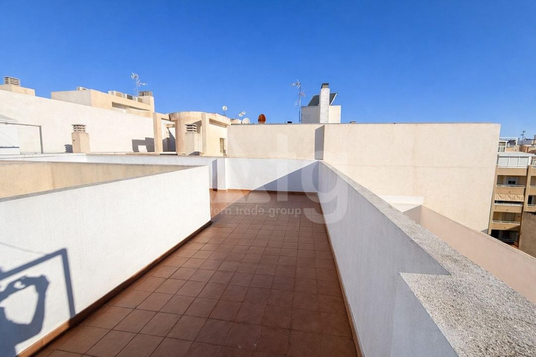 2 bedroom Penthouse in Torrevieja - GVS135428 - Photo - 12