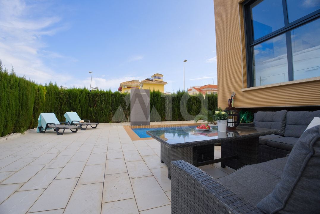 Townhouse de 3 chambres à La Zenia - FU135612 - Photo - 27