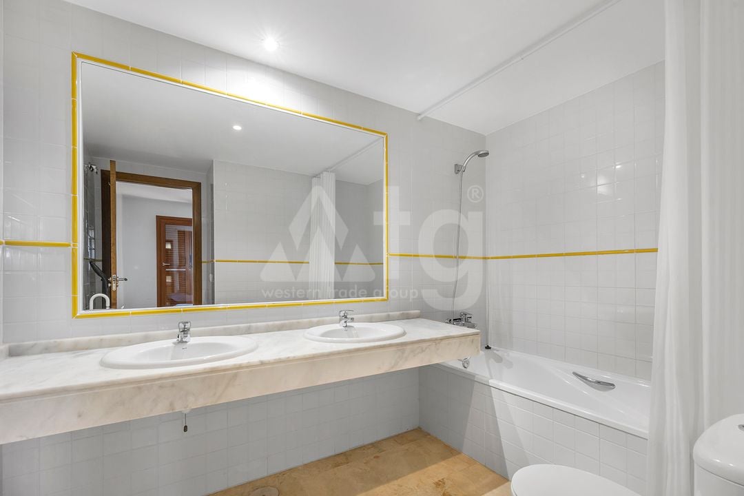 2 bedroom Apartment in Torrevieja - B135926 - Photo - 18