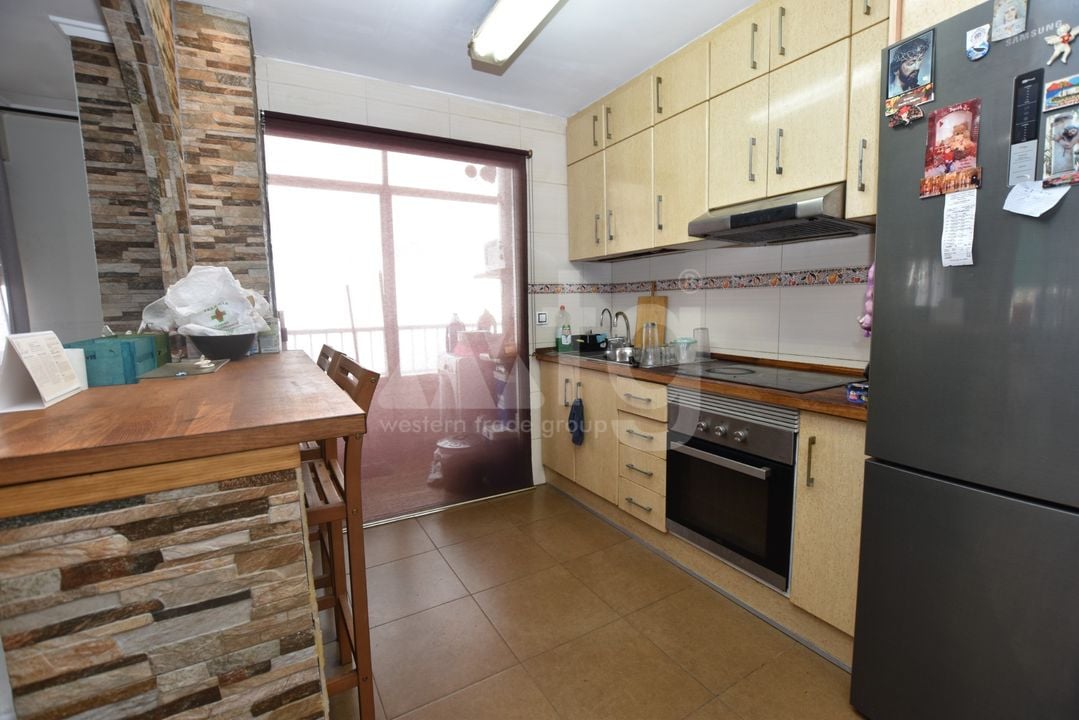 2 bedroom Apartment in Torrevieja - CCT135961 - Photo - 5