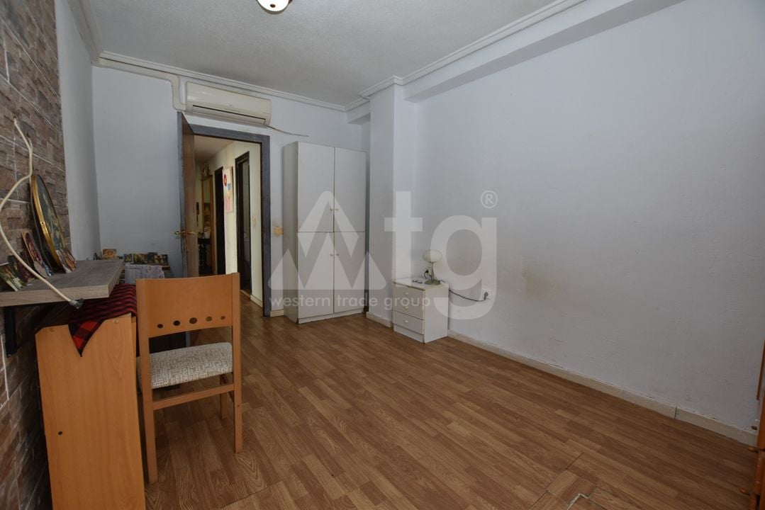 2 bedroom Apartment in Torrevieja - CCT135961 - Photo - 11