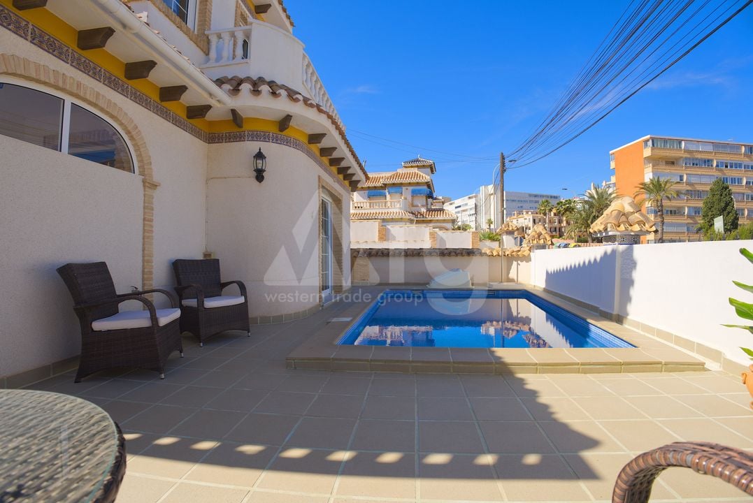Vilă cu 3 dormitoare în Torrevieja - FU147284 - Imagini - 2