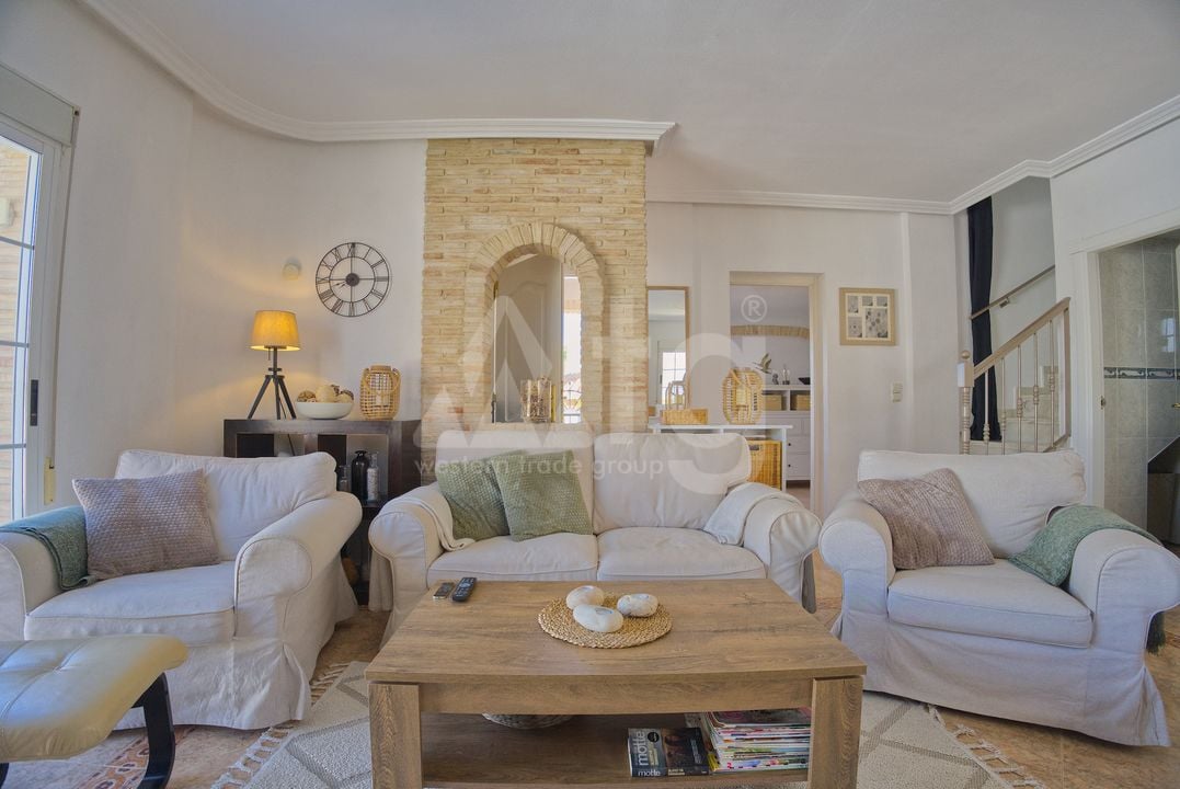 Vilă cu 3 dormitoare în Torrevieja - FU147284 - Imagini - 3