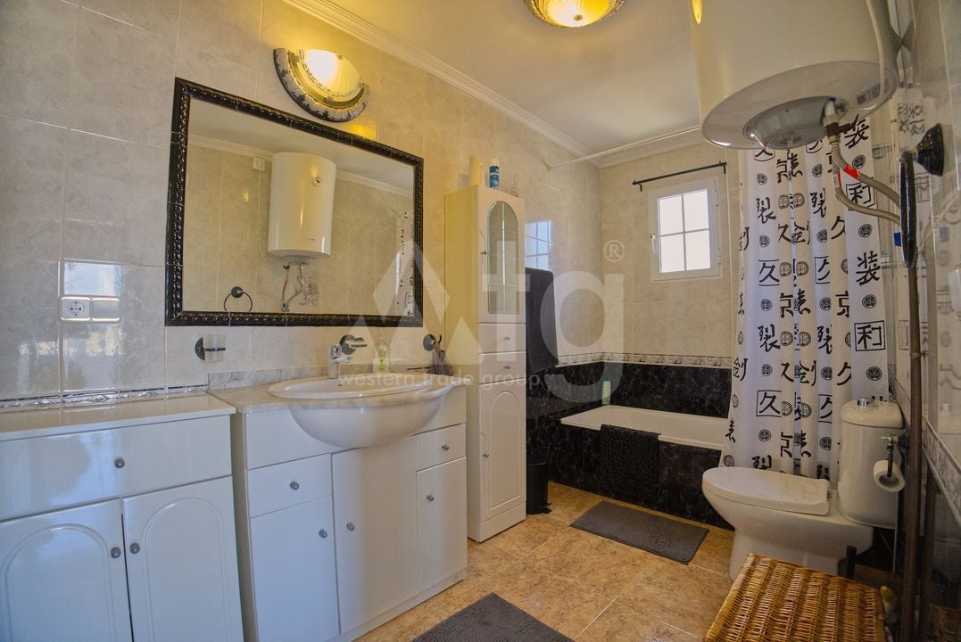 Vilă cu 3 dormitoare în Torrevieja - FU147284 - Imagini - 16