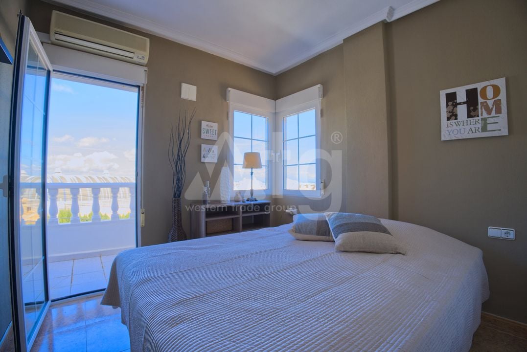 Vilă cu 3 dormitoare în Torrevieja - FU147284 - Imagini - 14