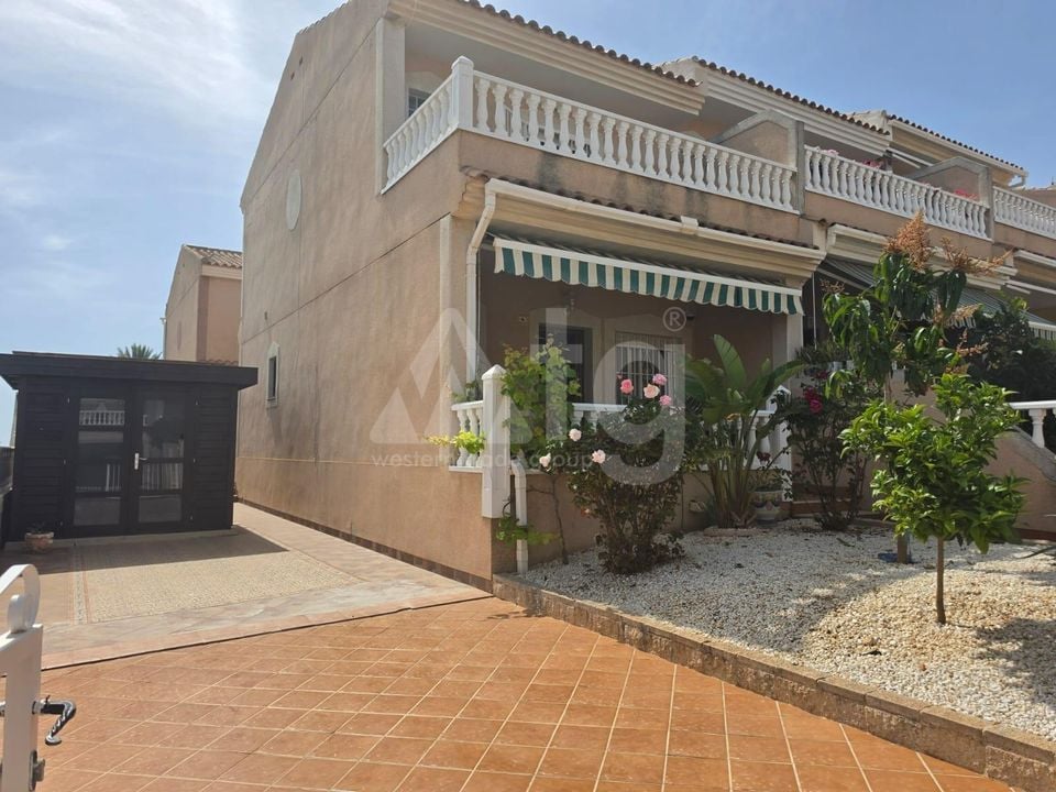3 bedroom Townhouse in Torrevieja - VEC136211 - Photo - 3