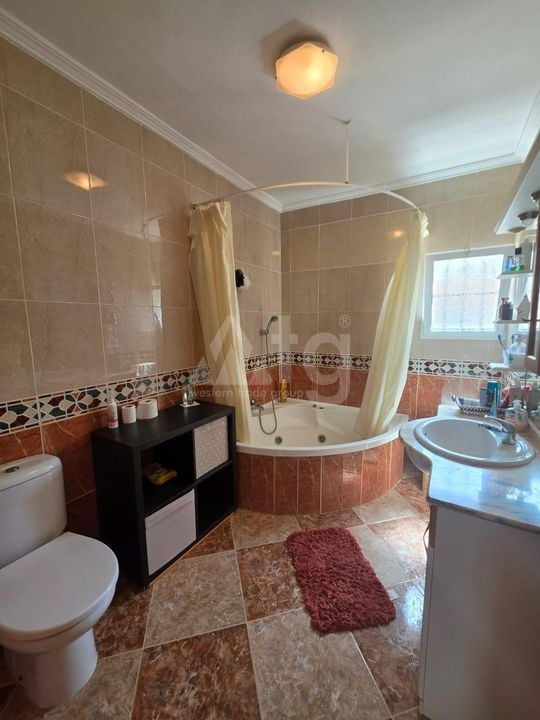 3 bedroom Townhouse in Torrevieja - VEC136211 - Photo - 16