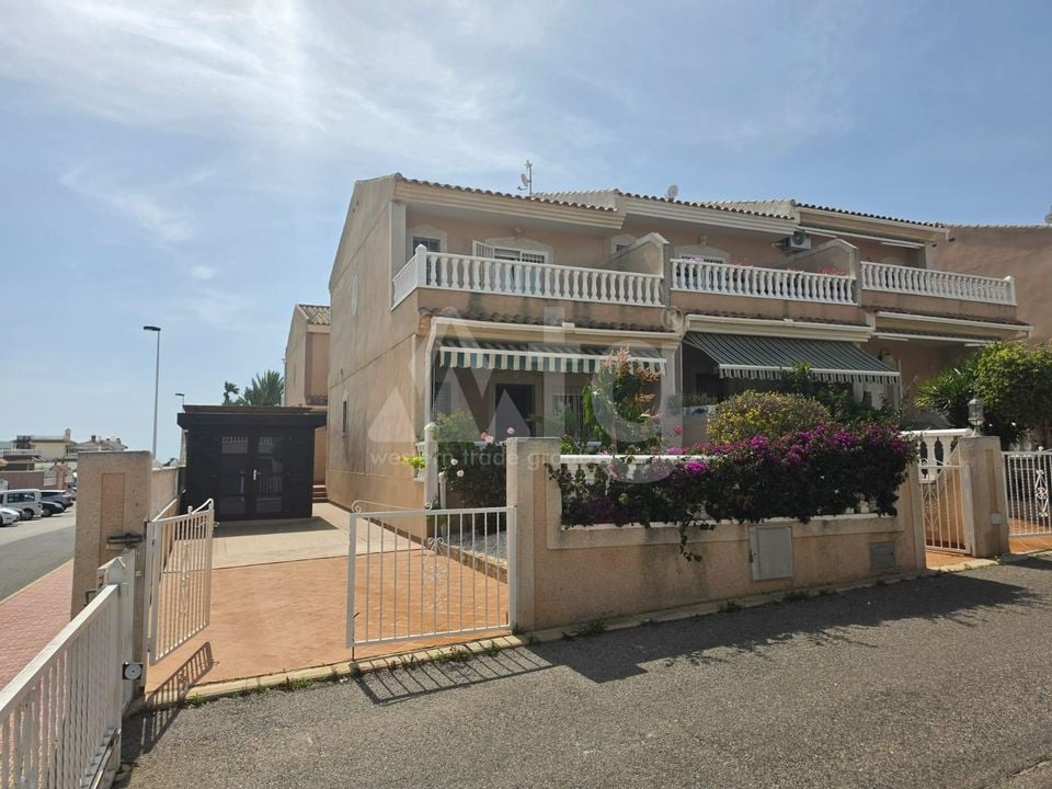 3 bedroom Townhouse in Torrevieja - VEC136211 - Photo - 2