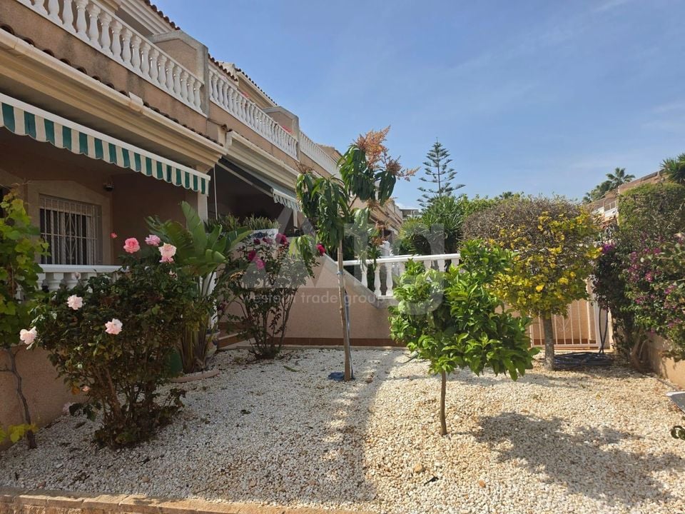 3 bedroom Townhouse in Torrevieja - VEC136211 - Photo - 4