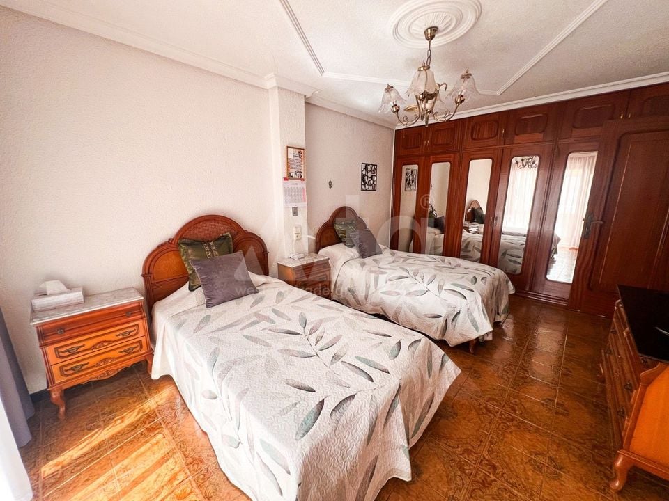 5 bedroom Apartment in Guardamar del Segura - SV136222 - Photo - 15
