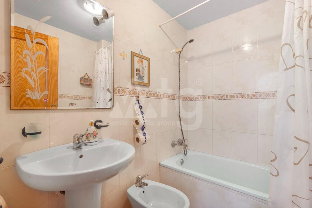 2 bedroom Apartment in Torrevieja - GVS136293 - Photo - 17