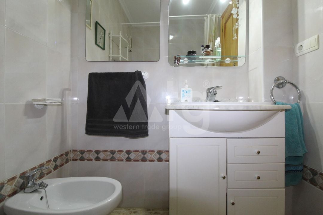 Appartement de 2 chambres à Torrevieja - ALM136294 - Photo - 14