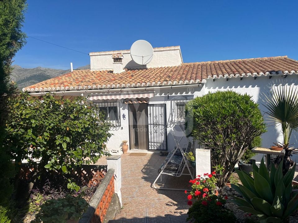 4 bedroom Villa in Orba - OH136302 - Photo - 3