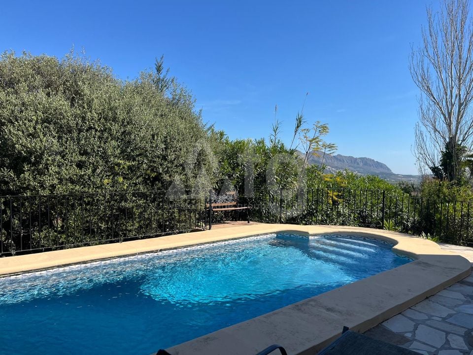4 bedroom Villa in Orba - OH136302 - Photo - 24