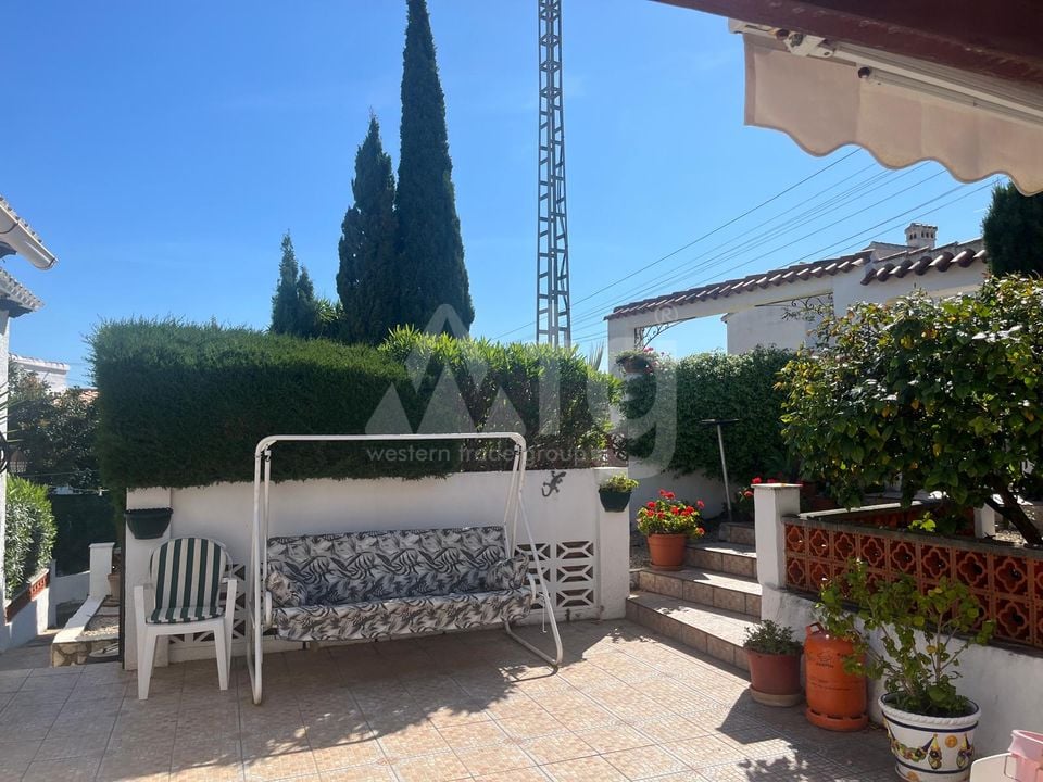 4 bedroom Villa in Orba - OH136302 - Photo - 21