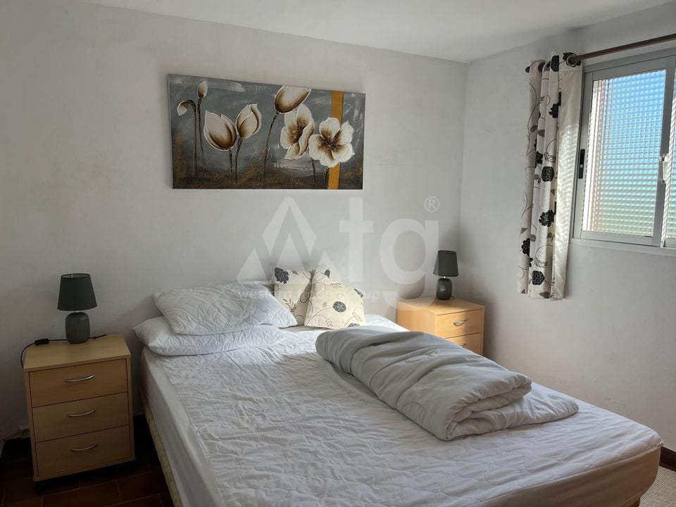 4 bedroom Villa in Orba - OH136302 - Photo - 10