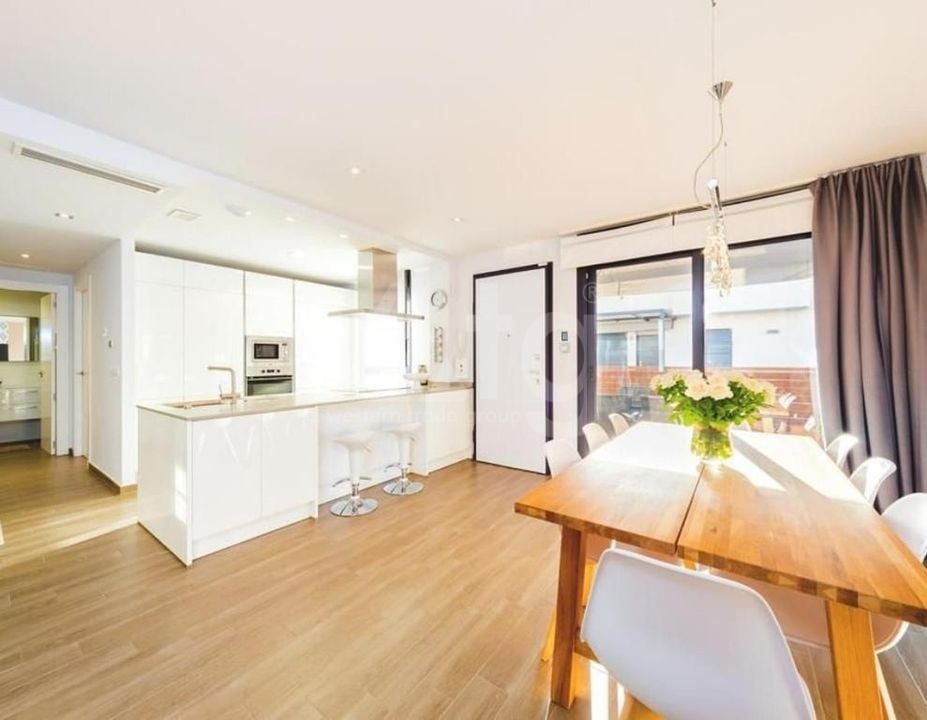 Vilă cu 4 dormitoare în Torrevieja - CBB136454 - Imagini - 8