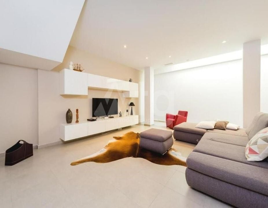 Vilă cu 4 dormitoare în Torrevieja - CBB136454 - Imagini - 4