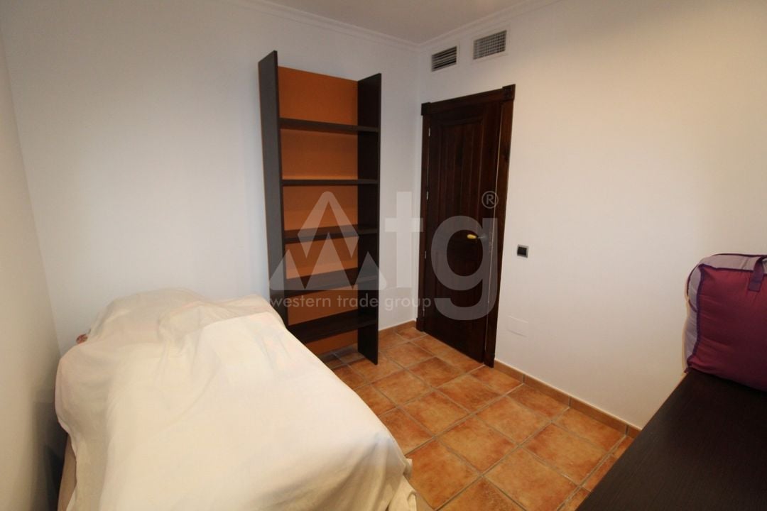 Adosado de 3 habitaciones en Catral - PRS136461 - Foto - 10