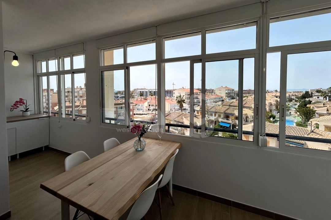 2 bedroom Apartment in Torrevieja - SV136567 - Photo - 9
