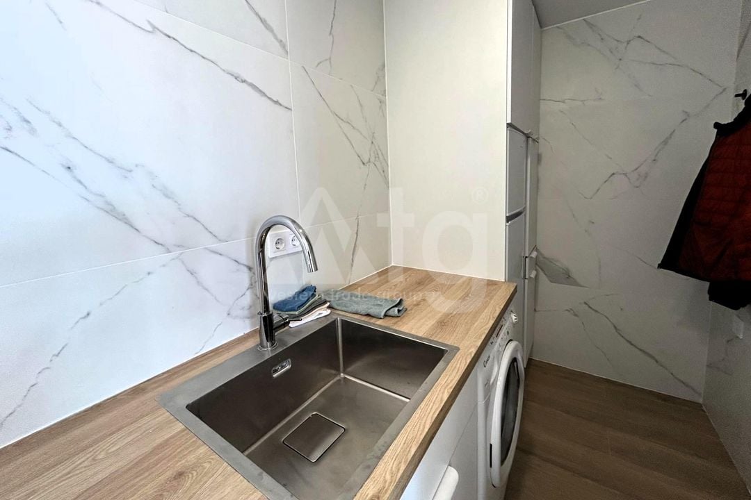 2 bedroom Apartment in Torrevieja - SV136567 - Photo - 13