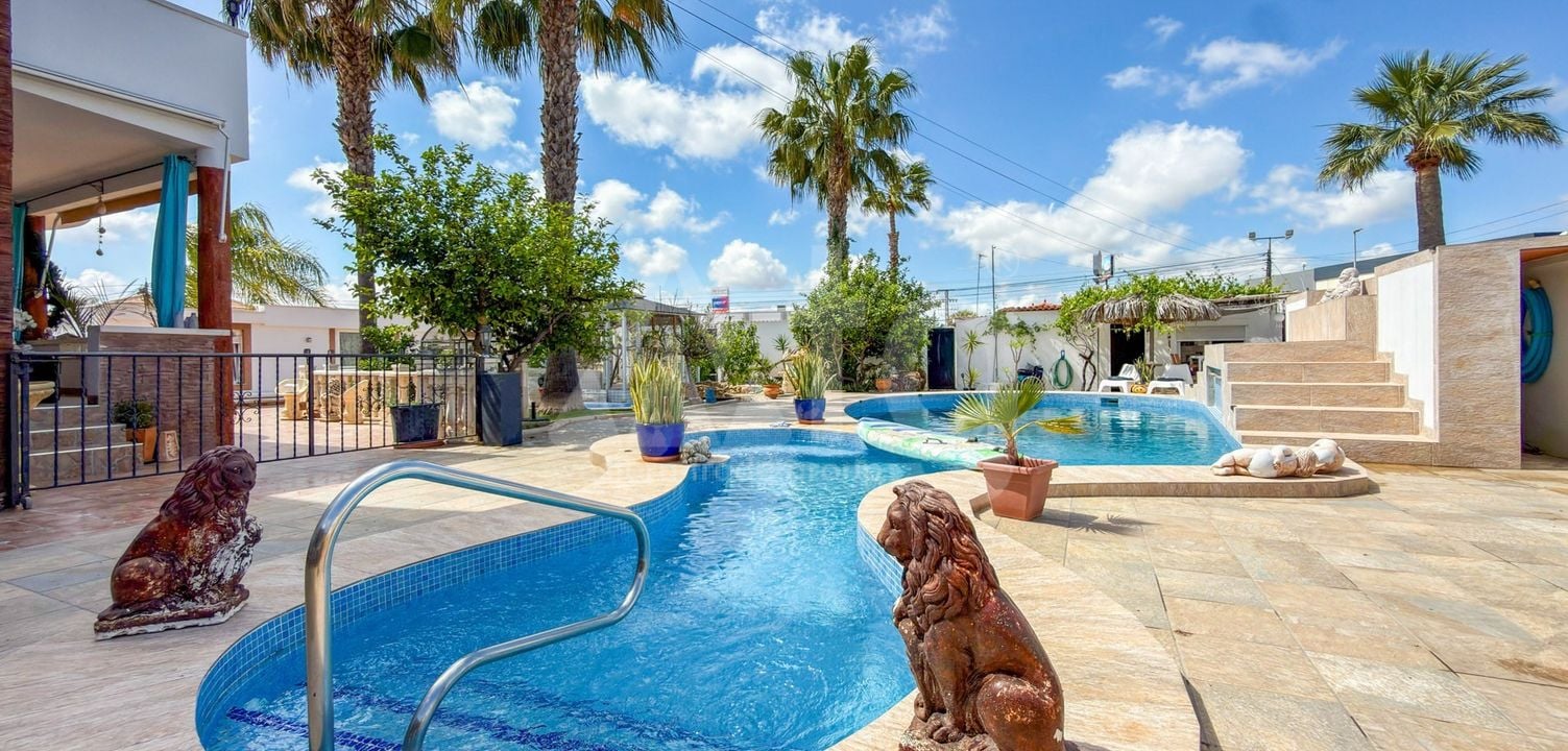 7 bedroom Villa in Ciudad Quesada - MVR136596 - Photo - 3