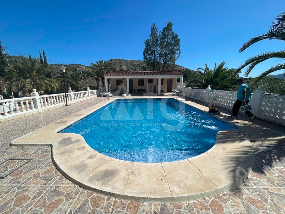 13 bedroom Villa in Elda - SLN136608 - Photo - 3