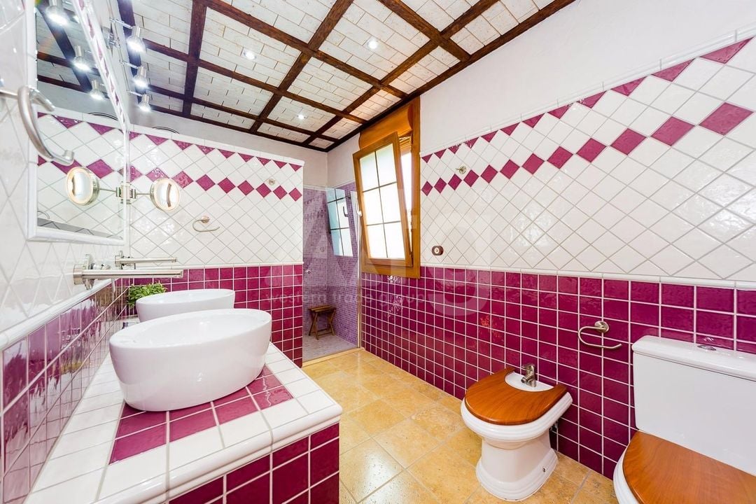 Villa de 5 chambres à Almoradí - SLN136609 - Photo - 25