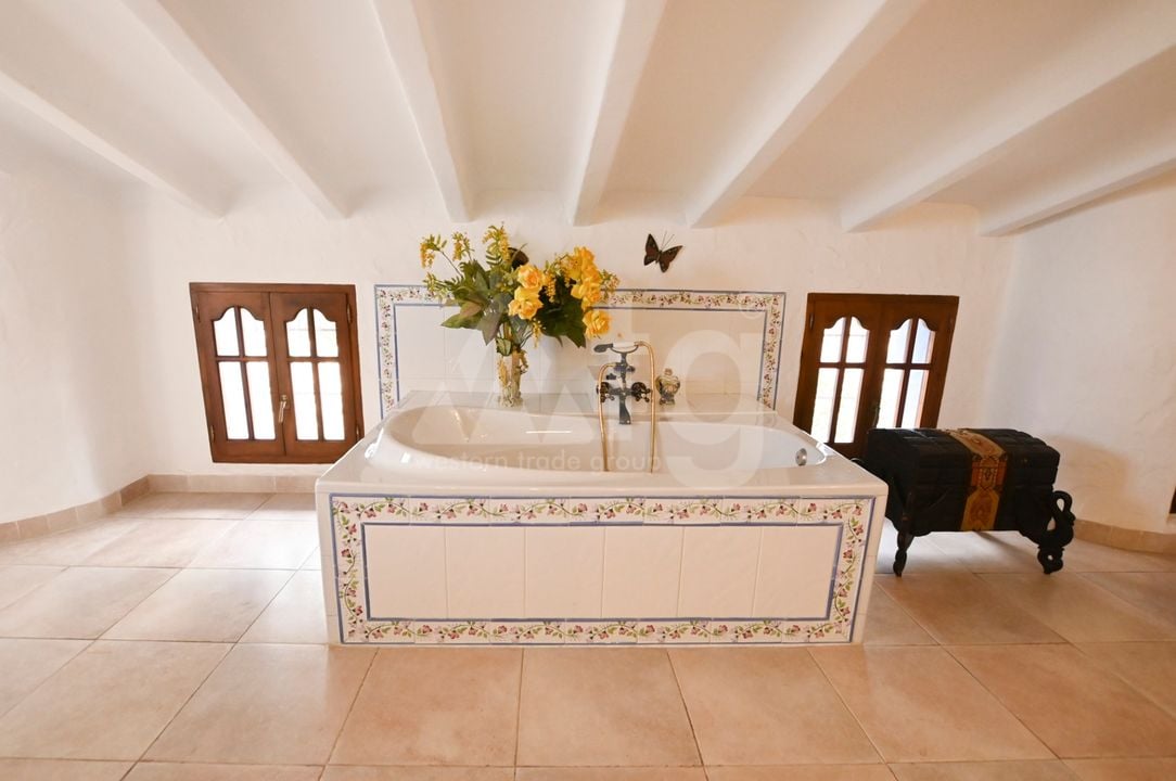 4 bedroom Plot in Calpe - ESP136739 - Photo - 21