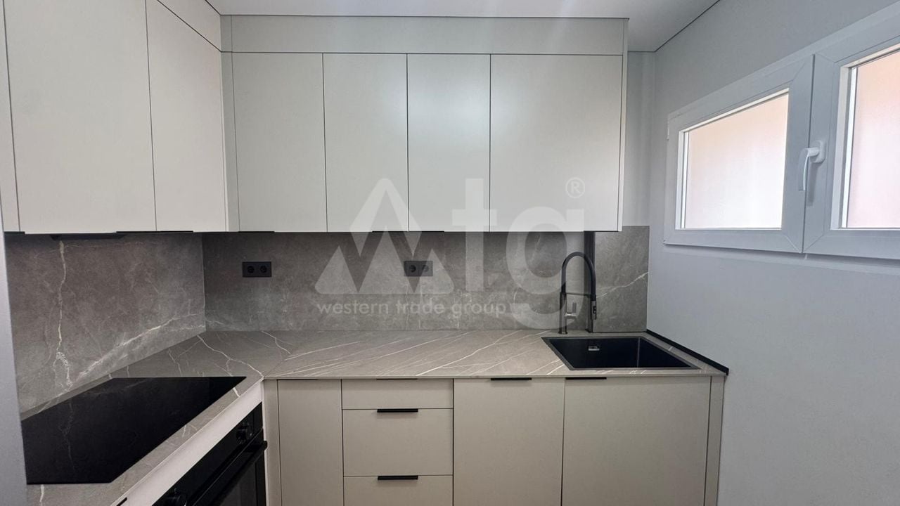 3 bedroom Apartment in Punta Prima - LR136780 - Photo - 9