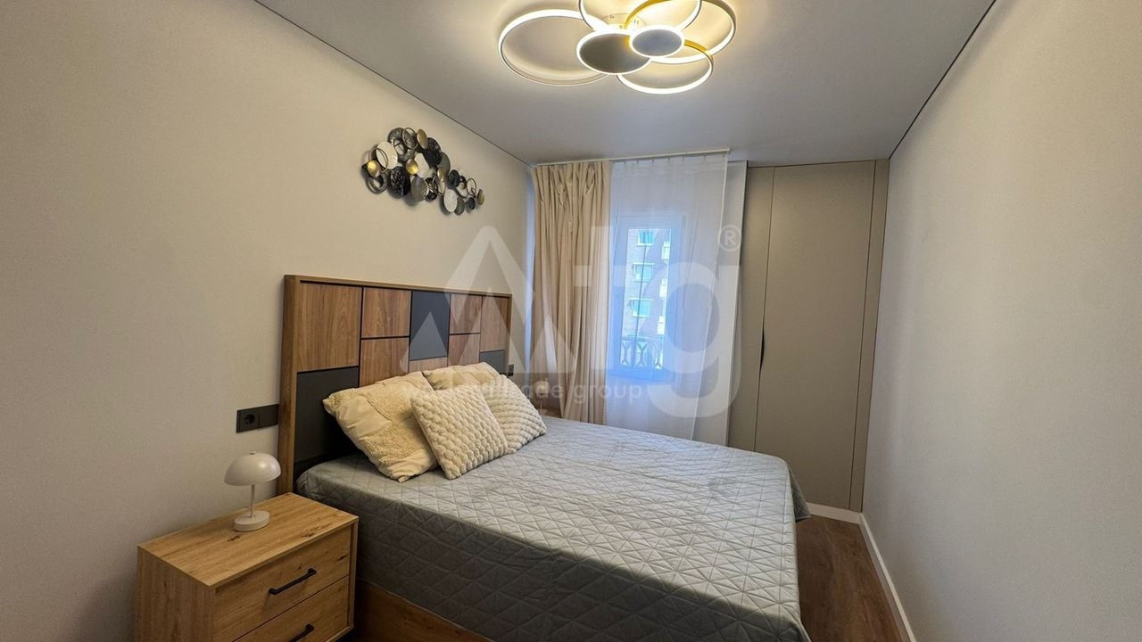 3 bedroom Apartment in Punta Prima - LR136780 - Photo - 13