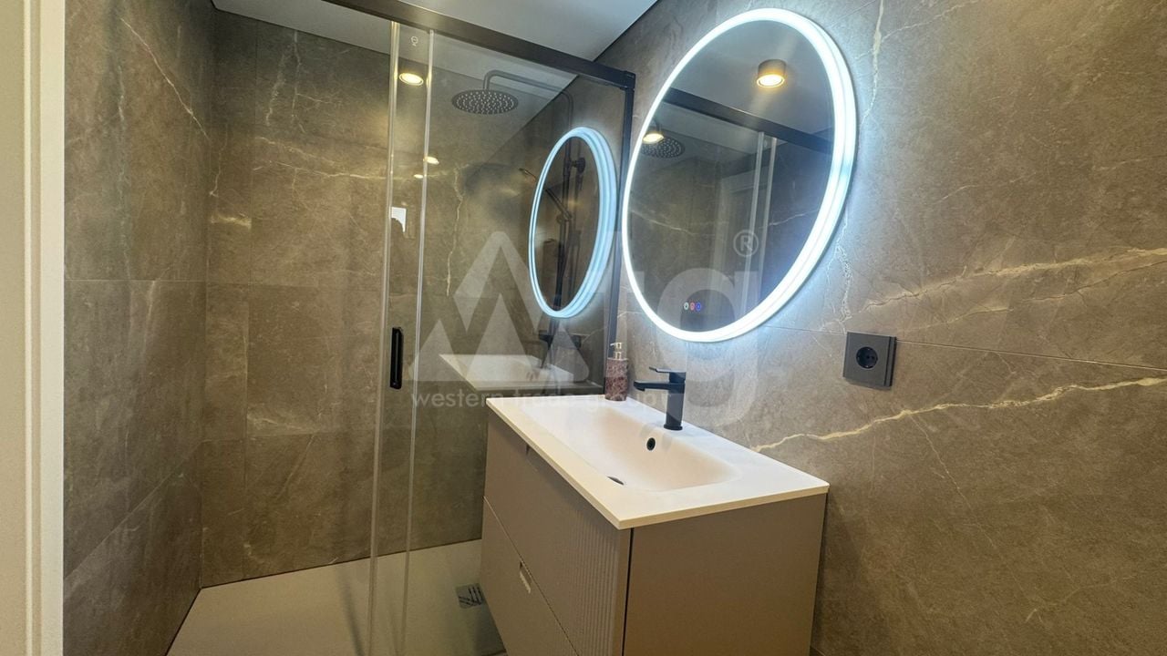 3 bedroom Apartment in Punta Prima - LR136780 - Photo - 17
