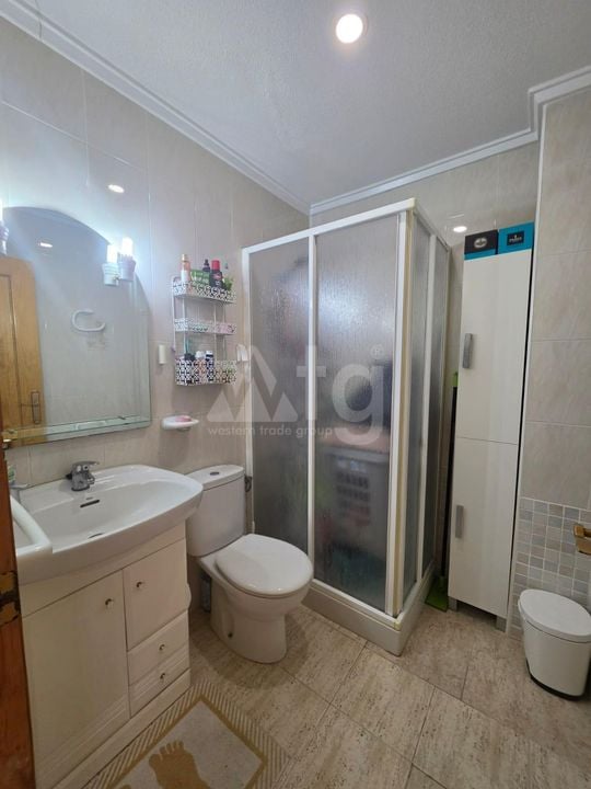 2 bedroom Apartment in Guardamar del Segura - VEC136869 - Photo - 7